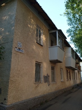 пер. Замятина,25 в Верхней Пышме - verhnyaya-pyshma.yutvil.ru